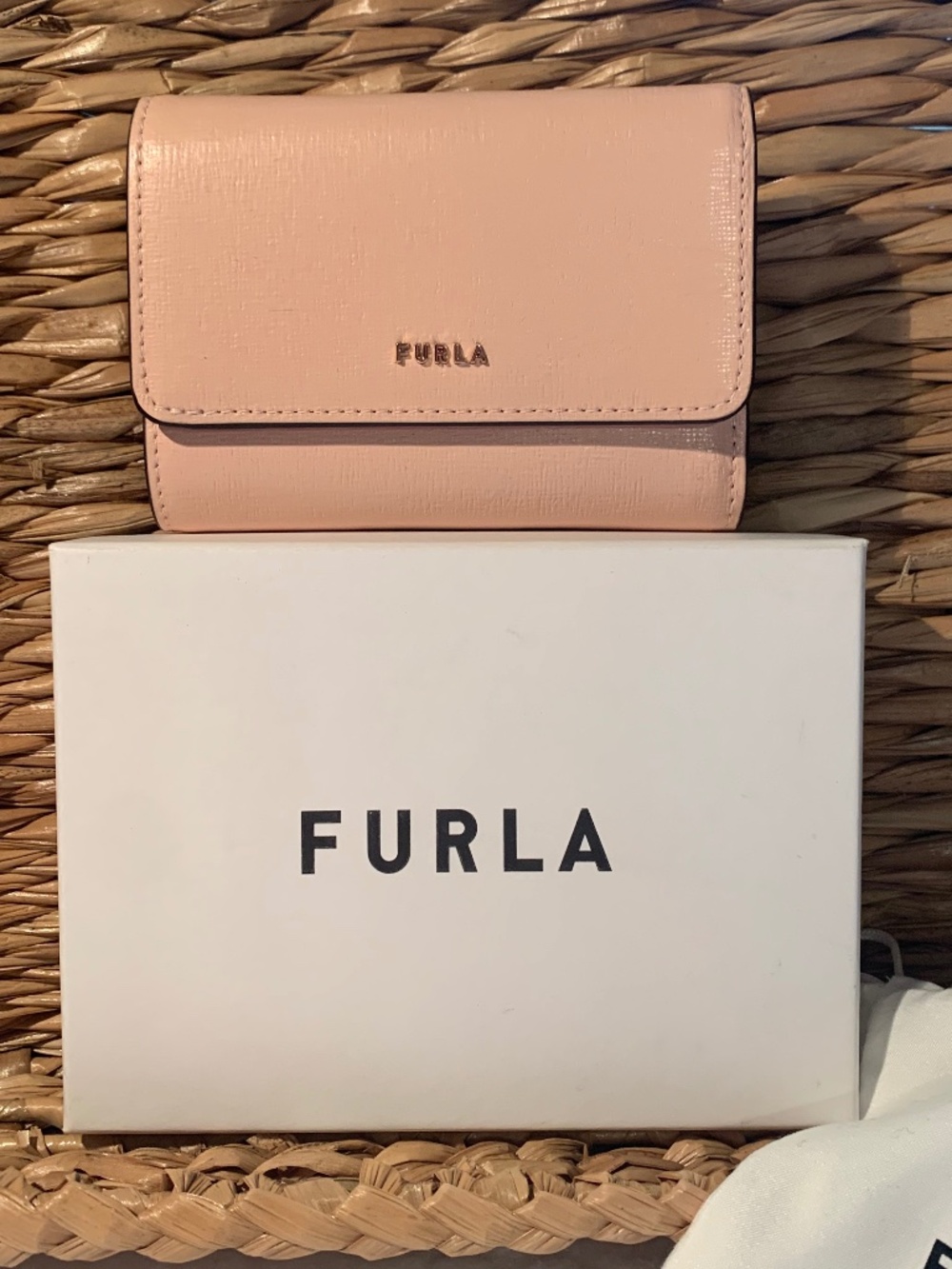 Furla pink women’s wallet NEW